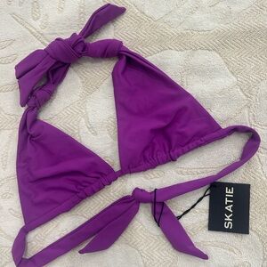 SKATIE Darby Top in Purple